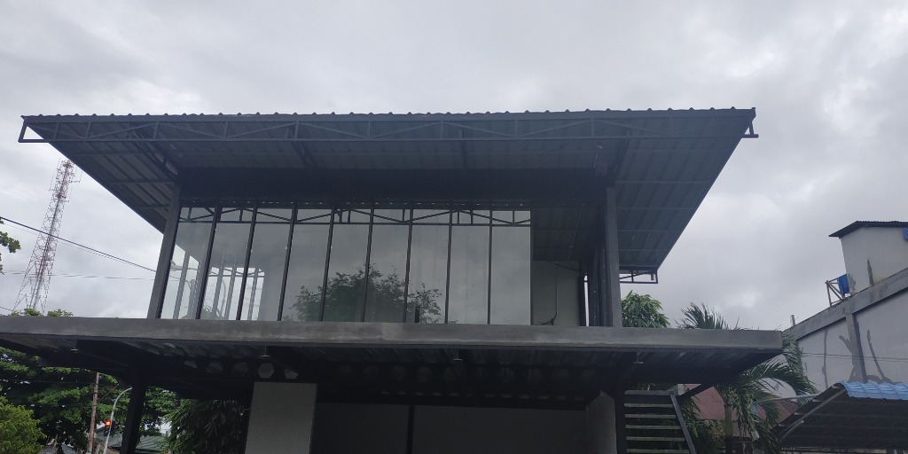 Kusen Aluminium Kaca Gedung