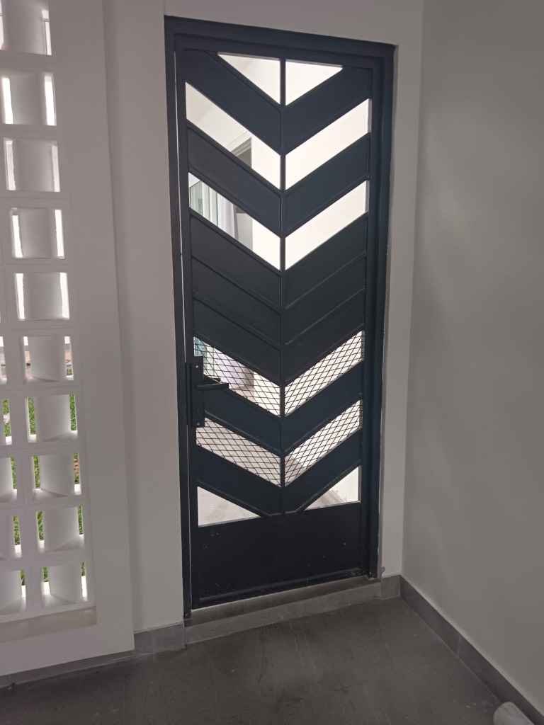Pintu Head 1